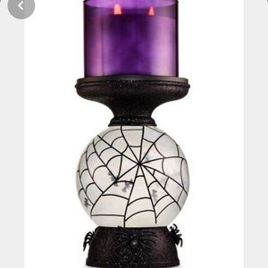 BBW 2020 Halloween Globe candle holder